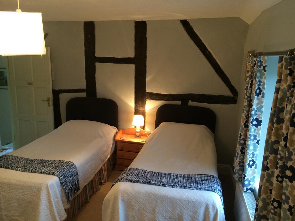 Cleaver Cottage Andover Kamer foto
