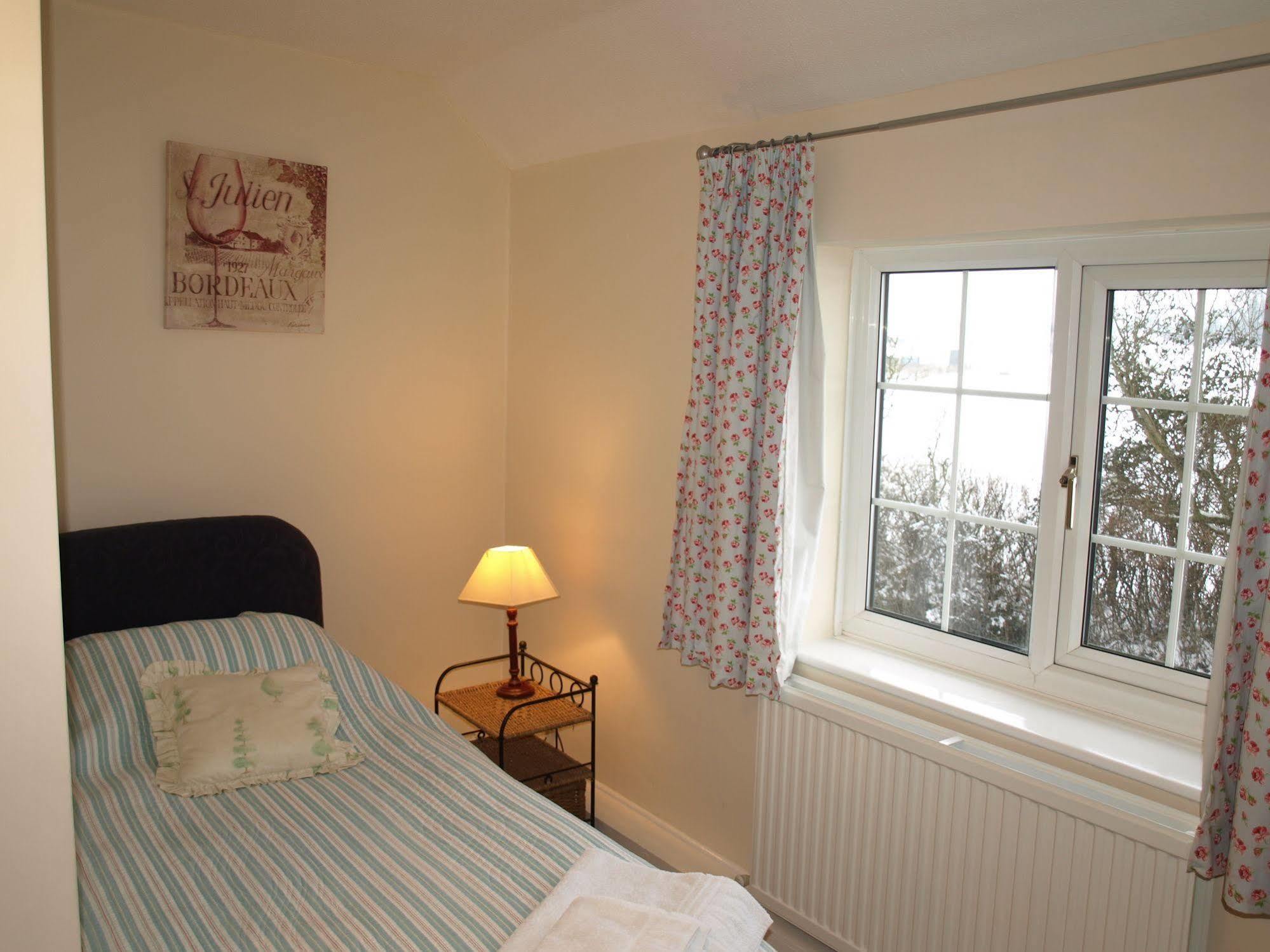 Cleaver Cottage Andover Buitenkant foto